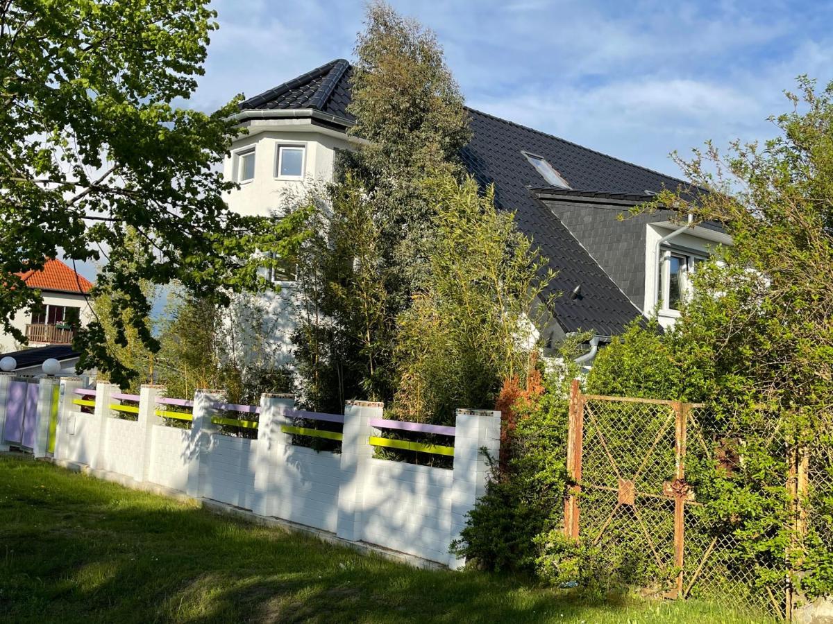 Villa Dada Ahrensfelde Bagian luar foto